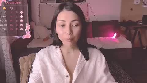 Snapshot of valorant_girl chatting on 02.20.25 Little Devil online show from 02.20.25