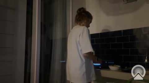 valure_lera online show from 03.02.25