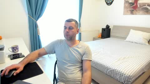 valyvalisimo online show from 04.01.26