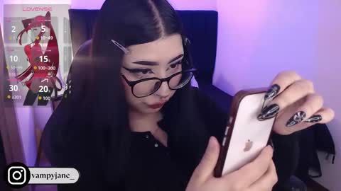 Snapshot of vammpyjane chatting on 01.07.26 vammpyjane online show from 01.07.26