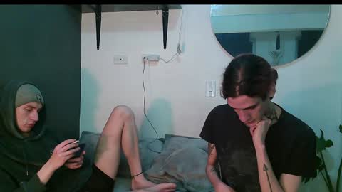 Snapshot of vamp_noah chatting on 02.05.25 Vamp Noah and Dan online show from 02.05.25