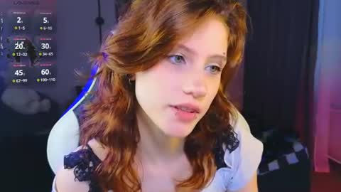 Snapshot of vampi_queen chatting on 06.21.26 Vampi online show from 06.21.26