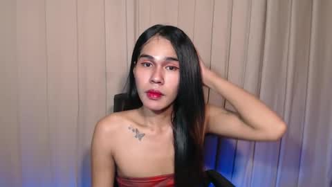 Snapshot of vampy_ebony_laxine chatting on 05.30.26 vampy_ebony_laxine online show from 05.30.26