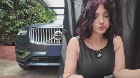 vanessa online show from 11.27.25