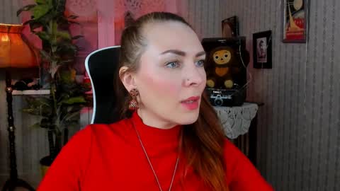 Snapshot of vandarossi chatting on 12.22.24 Vanda online show from 12.22.24