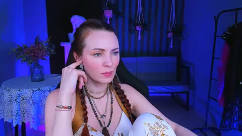 Snapshot of vandarossi chatting on 02.07.25 Vanda online show from 02.07.25