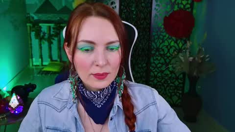 Snapshot of vandarossi chatting on 03.12.25 Vanda online show from 03.12.25