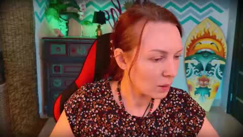 Snapshot of vandarossi chatting on 11.04.25 Vanda online show from 11.04.25