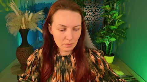 Snapshot of vandarossi chatting on 11.23.25 Vanda online show from 11.23.25