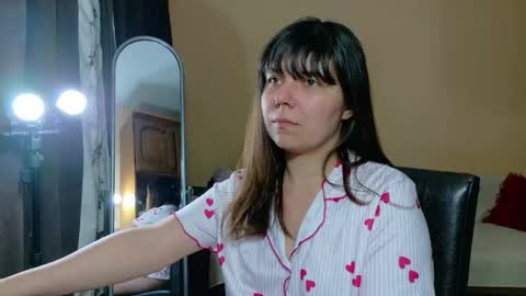 Snapshot of vandifive chatting on 04.23.26 Vandi online show from 04.23.26