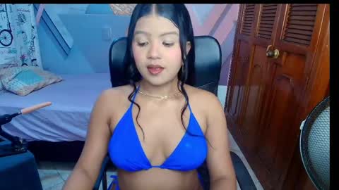 vane_latin18 online show from 04.21.26