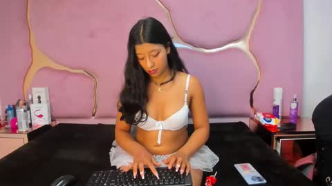 Vane online show from 02.18.25