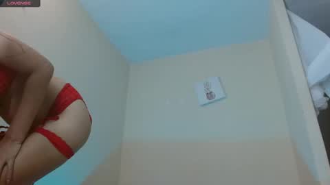 Snapshot of vanesa_giraldo chatting on 01.25.25 vanesa_giraldo online show from 01.25.25