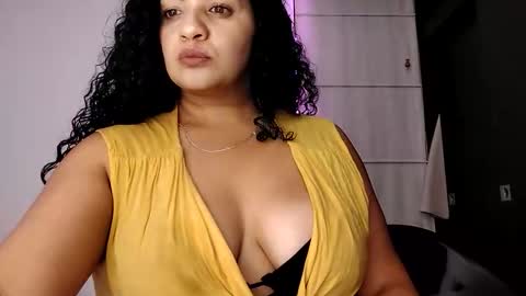 vanessa and samantha online show from 02.17.26