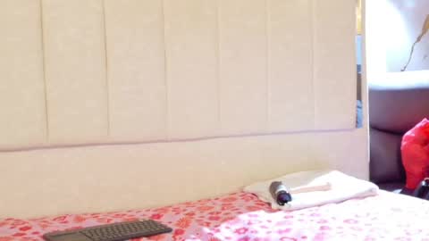 Vanessa online show from 04.15.26