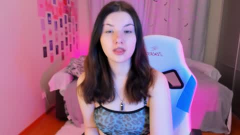 Snapshot of vanessa_brills chatting on 01.28.25 Vanessa online show from 01.28.25