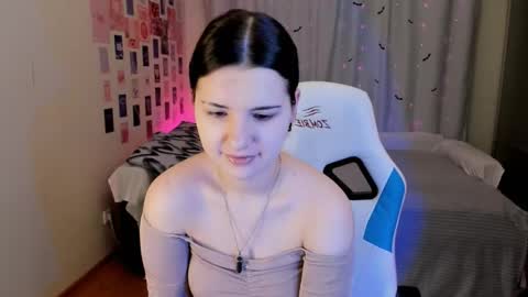 Snapshot of vanessa_brills chatting on 02.19.25 Vanessa online show from 02.19.25