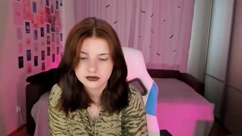 Snapshot of vanessa_brills chatting on 09.15.25 Vanessa online show from 09.15.25