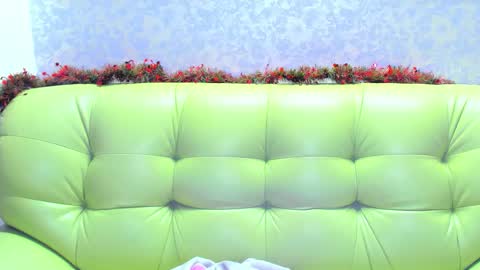 RUSSIAN BARBIE BABE online show from 12.19.25