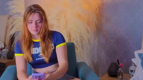 Snapshot of vanessa_foxyy chatting on 06.23.26 vanessa_foxyy online show from 06.23.26