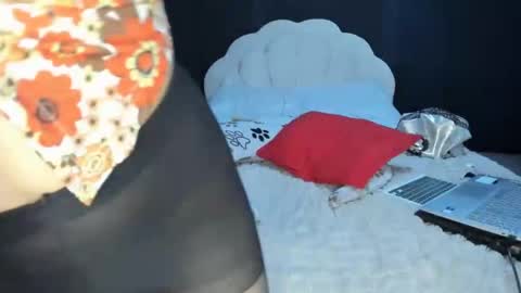 Vanessa online show from 12.13.24