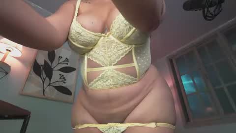 Snapshot of vanessa_novvoa chatting on 07.13.26 Vanessa Novvoa online show from 07.13.26