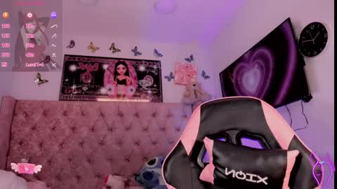 vanessacastroo online show from 04.19.26