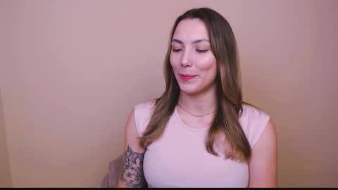 Snapshot of vanessakim_ chatting on 02.07.25 Vanessa online show from 02.07.25