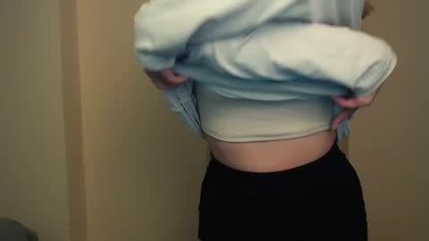 Snapshot of vanessakim_ chatting on 02.25.25 Vanessa online show from 02.25.25