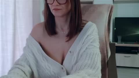 Vanessa online show from 02.28.25