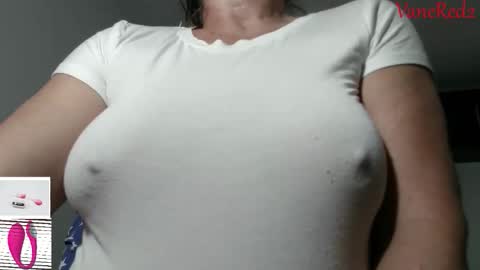 Vanesared2 online show from 04.19.26