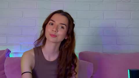 VanessaVienne online show from 04.24.26