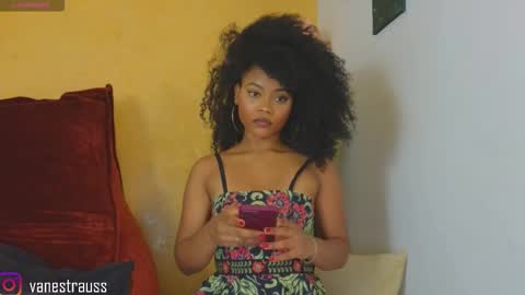 Snapshot of vanestrauss chatting on 11.13.25 New account follow me online show from 11.13.25