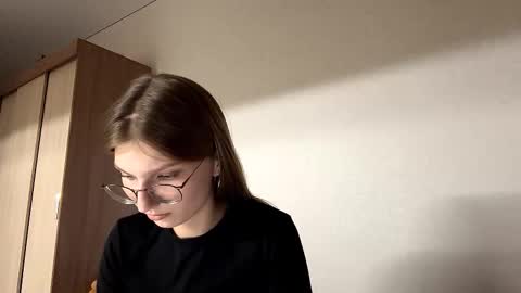 Kim online show from 11.26.25