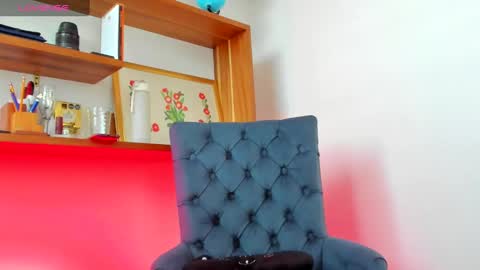 Snapshot of vaniisha_ chatting on 02.14.25 Vanisha online show from 02.14.25
