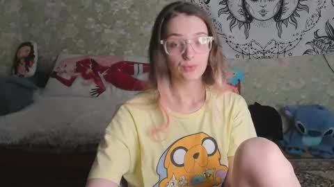 Snapshot of vanilla_arya chatting on 05.13.26 Adelina online show from 05.13.26