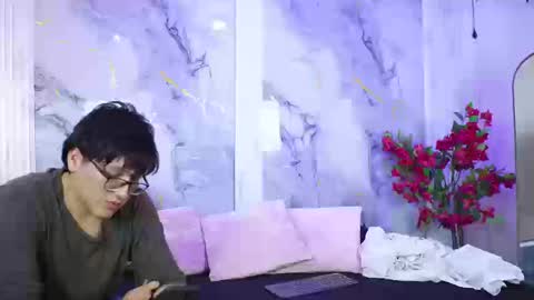 vanilla_hot_ online show from 09.19.25