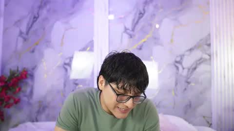 vanilla_hot_ online show from 09.22.25