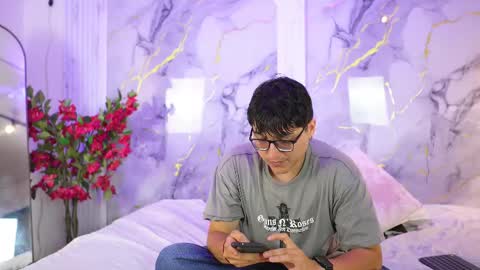 vanilla_hot_ online show from 10.05.25