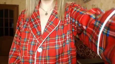 VanillaMuffin online show from 01.24.25