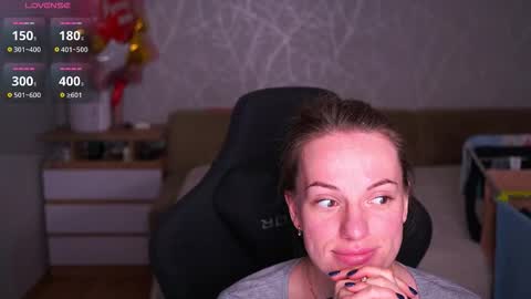 Sophie online show from 10.21.25