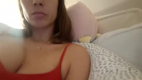 Snapshot of vaninanovak chatting on 07.10.26 Vanina online show from 07.10.26