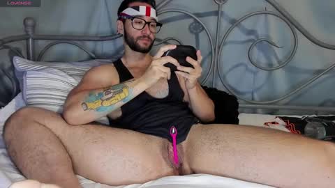 Snapshot of vann_helsing chatting on 10.20.25 Van online show from 10.20.25