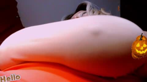 Snapshot of vanne_amet chatting on 10.07.25 free follow me online show from 10.07.25
