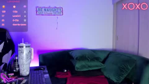 Megan Rosse online show from 01.12.26