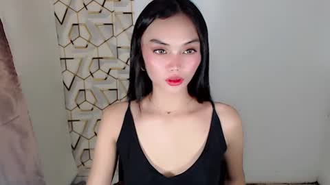 Snapshot of vannesasexyslutt chatting on 10.19.25 VANNESA online show from 10.19.25