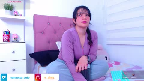 Snapshot of vannessa_shy chatting on 09.09.25 Vanesa online show from 09.09.25