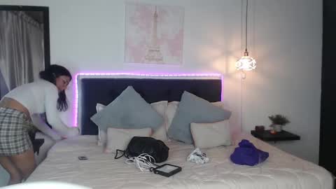 Snapshot of vannesweet_ chatting on 01.13.25 vane online show from 01.13.25