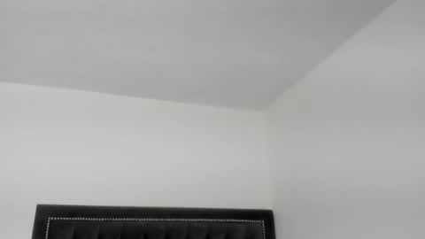 Vannesa online show from 01.16.25