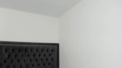 Vannesa online show from 02.27.25